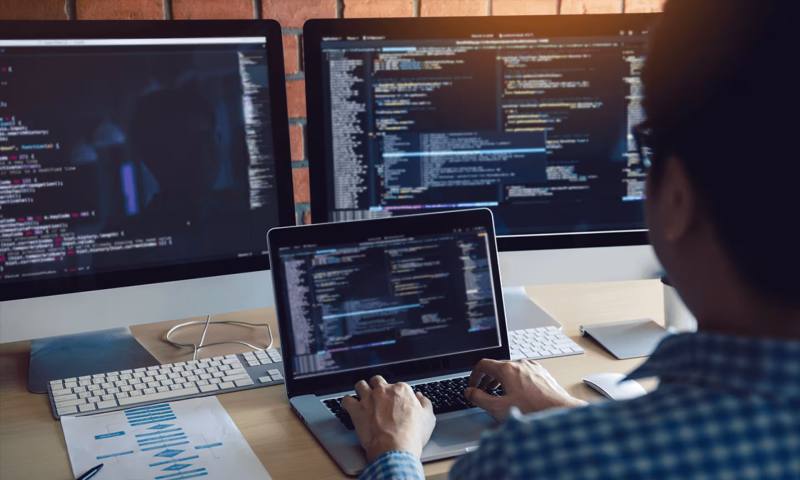 数据科学选型:R与Python如何赋能克什克腾旗网站建设?